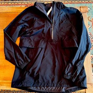 Lululemon light rain jacket